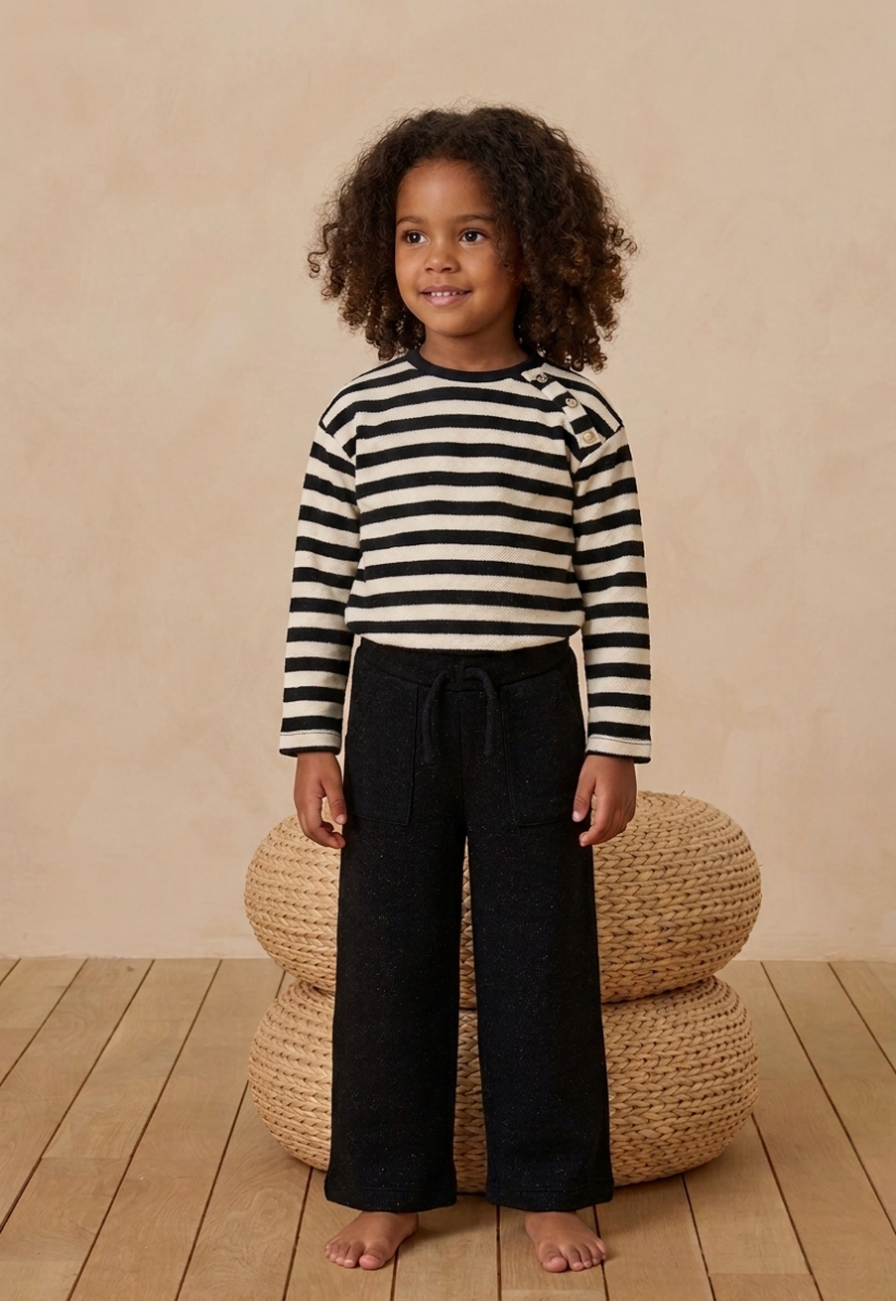Conjunto blusa rayas y pants negros