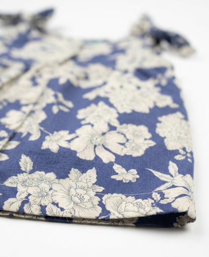 Vestido azul sin mangas flores