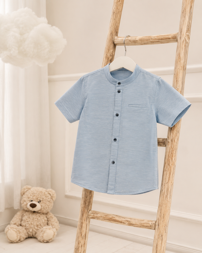 Camisa azul botones