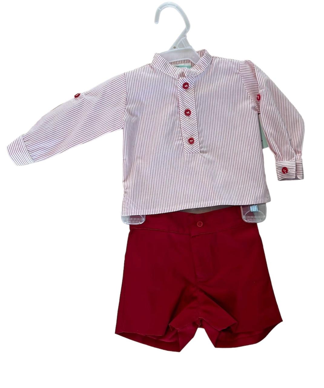 Conjunto camisa rayas y short rojo