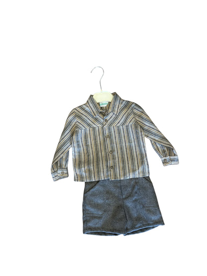 Conjunto camisa rayas y short gris
