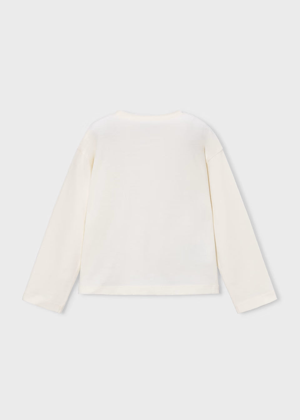 Blusa blanca manga larga detalle bordado 3D