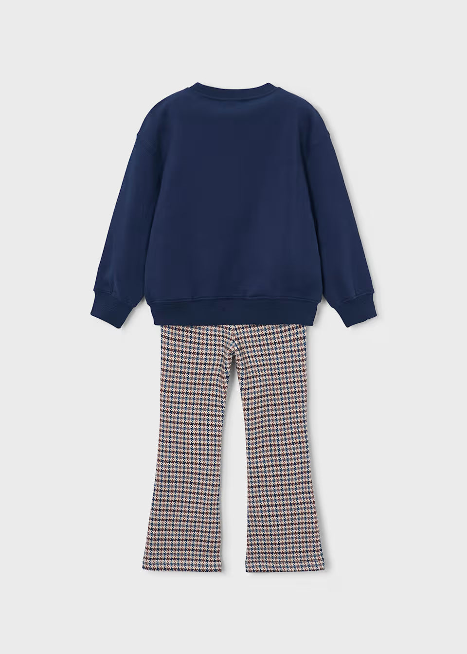Conjunto suéter azul y leggins